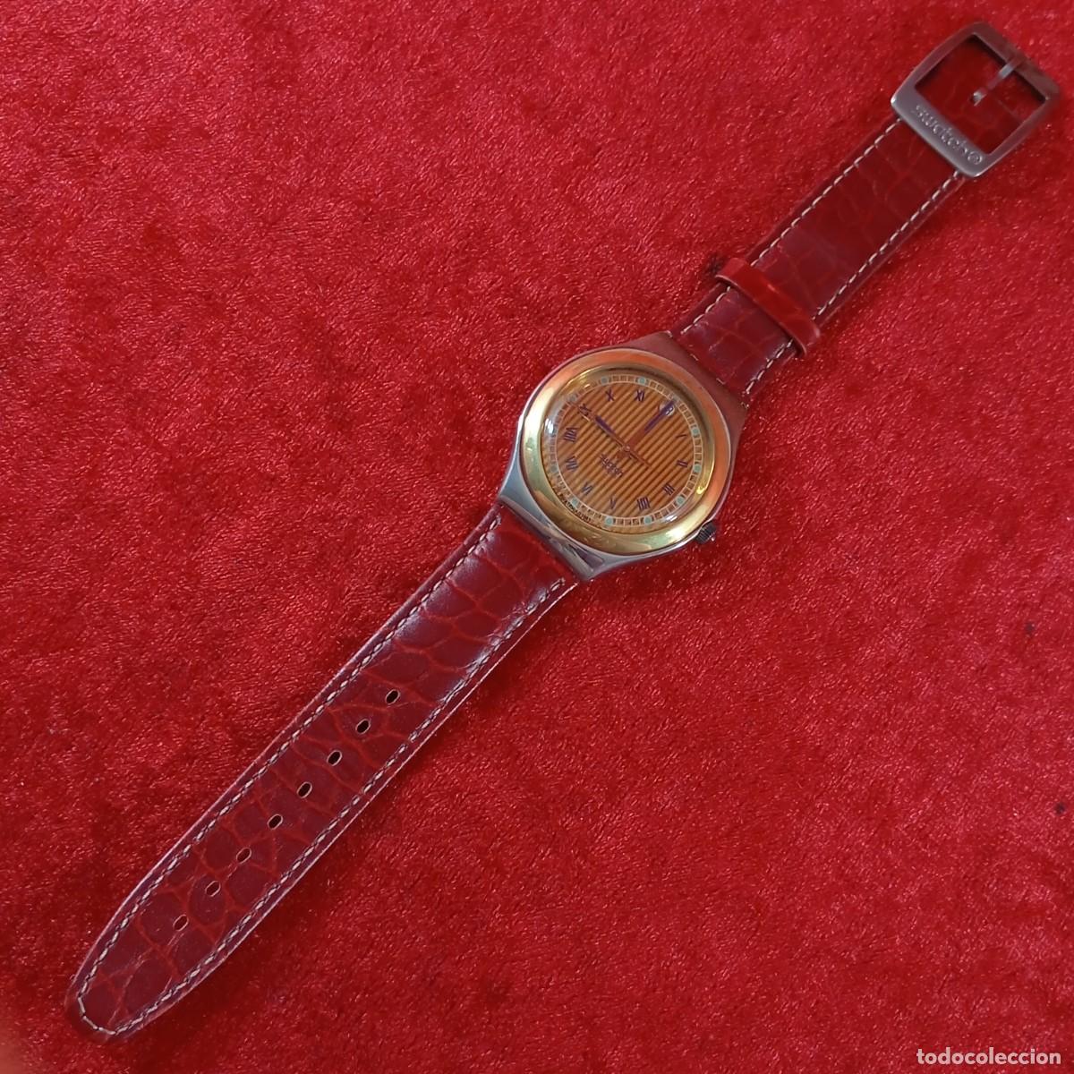Relojes - Swatch: RELOJ SWATCH - CROWNED HEAD - IRONT BIG - YGS402 - 1994 - CORREA CURO COLOR VINO - VINTAGE / 358