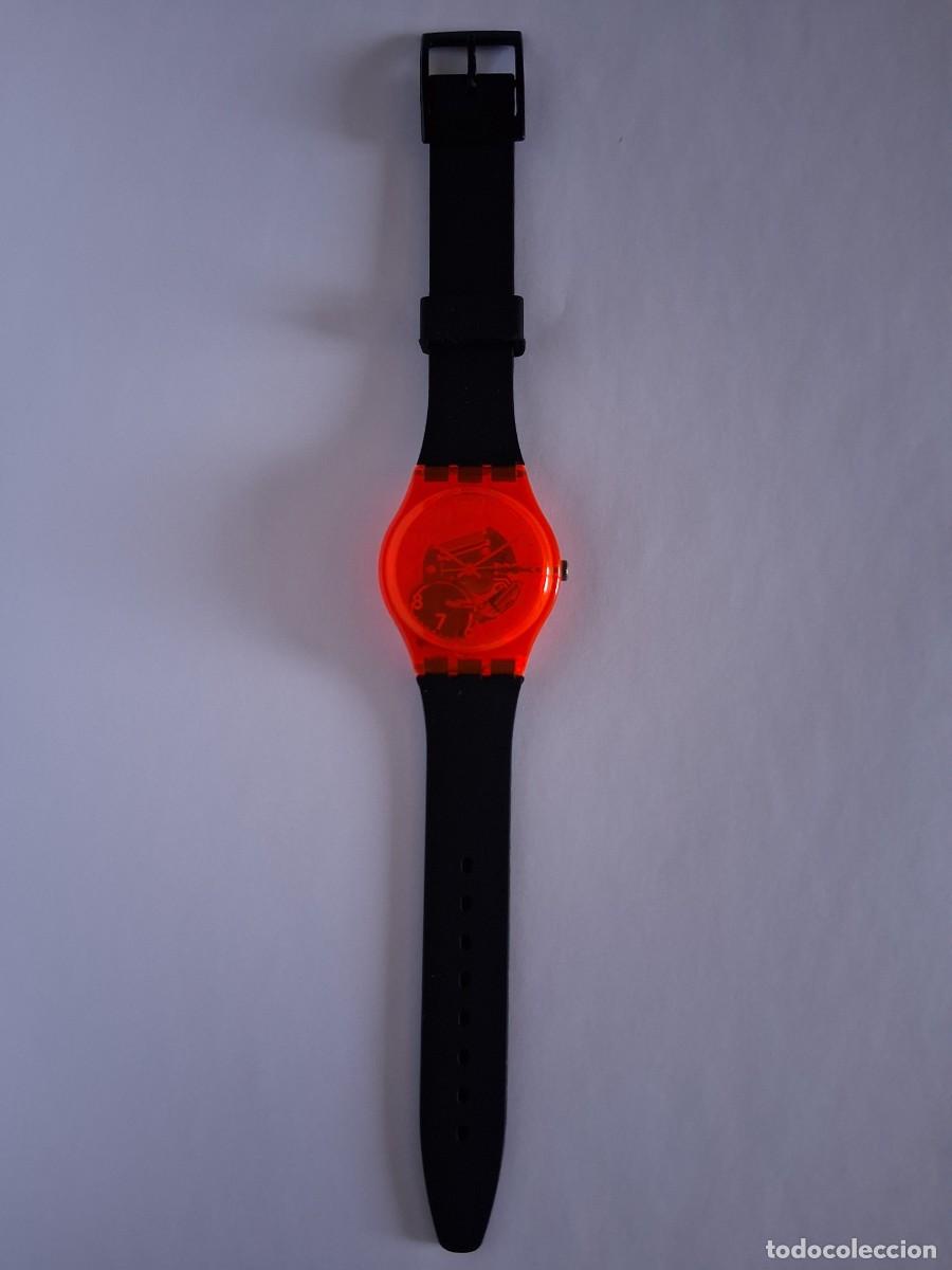 Relojes - Swatch: Reloj Swatch Gent Abricotier Rojo - Foto 2