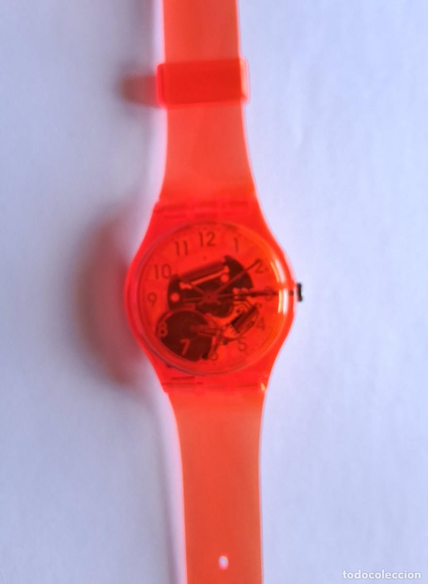 Relojes - Swatch: Reloj Swatch Ne&oacute;n Rojo Transparente - Foto 1