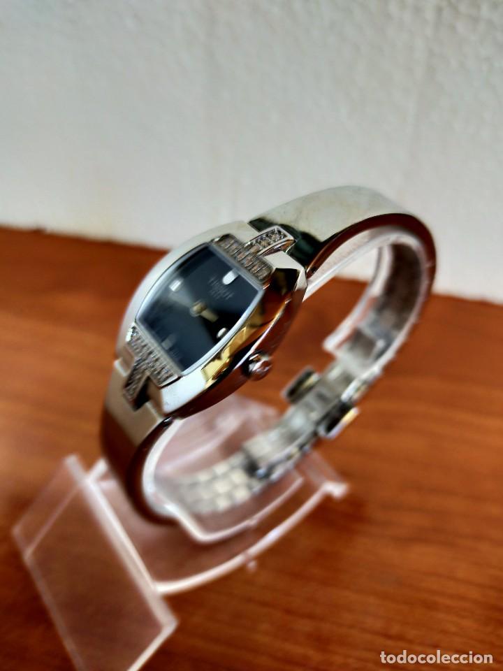 Relojes - Tissot: Reloj señora Tissot de cuarzo Suizo, caja de acero con brillantes correa de acero original Tissot. - Foto 3 - 213907660