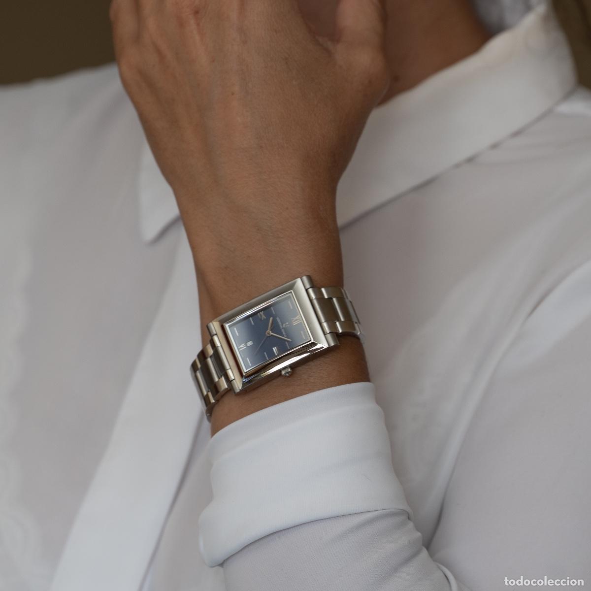 Relojes - Universal: Universal Geneve Quartz Steel Blue Dial Ref: 845.225 - Foto 2