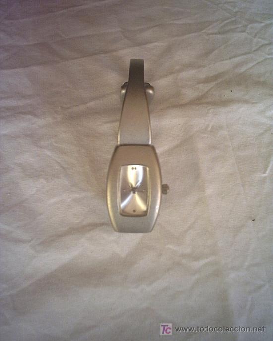 Relojes: RELOJ PLATEADO - Foto 1