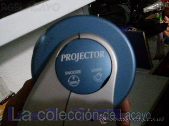 Relojes: RELOJ DIGITAL Y PROYECTOR DE LA HORA EN LA PARED - Foto 2
