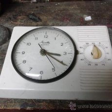 Relojes: ANTIGUO RELOJ COCINA CON TEMPORIZADOR. MAUTHE ELECTRIC. BASE DE LOZA. 22 X 15.. Lote 28654901