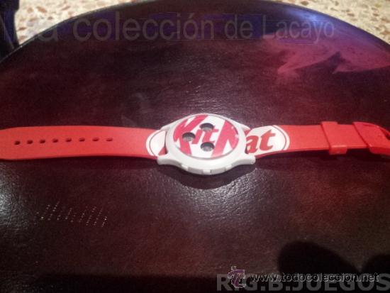 Relojes: RELOJ CON PUBLICIDAD CHOCOLATES **KIT KAT** FUNCIONANDO - Foto 3