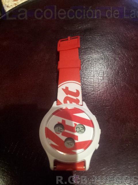 Relojes: RELOJ CON PUBLICIDAD CHOCOLATES **KIT KAT** FUNCIONANDO - Foto 5