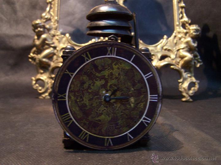 Relojes: Reloj de sobremesa vintage a pila, imitando a uno antiguo, muy original - Foto 3 - 42188893