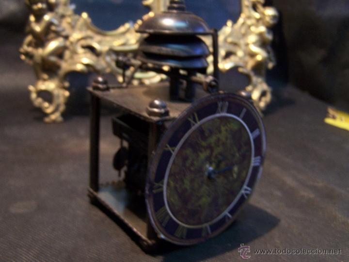 Relojes: Reloj de sobremesa vintage a pila, imitando a uno antiguo, muy original - Foto 13 - 42188893