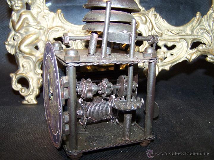 Relojes: Reloj de sobremesa vintage a pila, imitando a uno antiguo, muy original - Foto 16 - 42188893