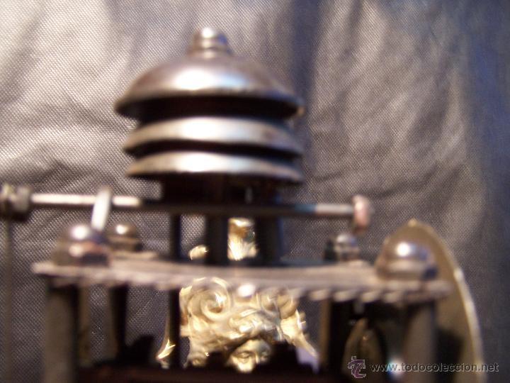 Relojes: Reloj de sobremesa vintage a pila, imitando a uno antiguo, muy original - Foto 29 - 42188893