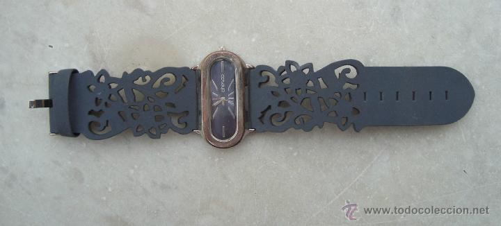 Relojes: Reloj de pulsera de se&ntilde;ora marca Chesco - no funciona - Foto 1
