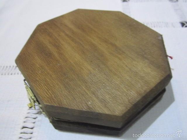 Relojes: Reloj de sol con Br&uacute;jula de madera. 9 cms. di&aacute;metro - Foto 4