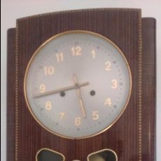 Relojes: RELOJ DE PARED AÑOS 60,CUERDA,FUNCIONA PERFECTO