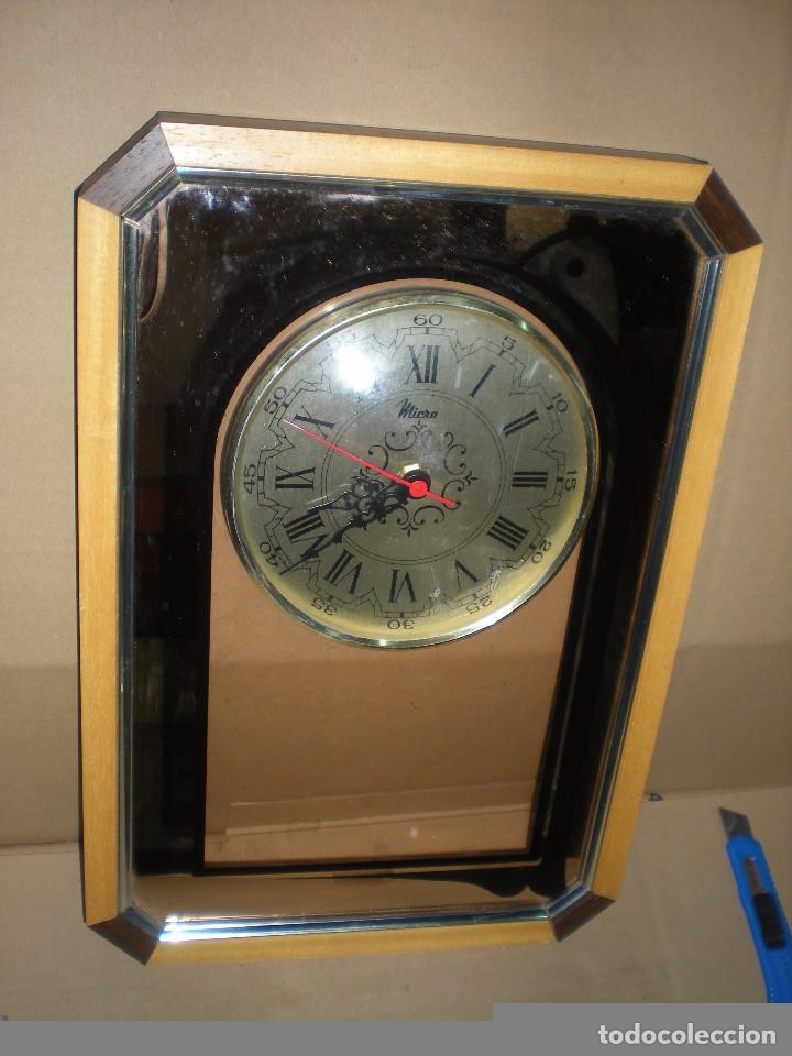 Relojes: reloj de pared a pilas marca micro  30x44cm - Foto 1