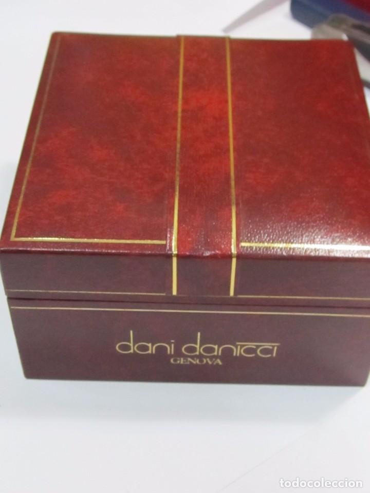 Relojes: RELOJ DANI DANICCI DE CUARZO, CON ESTUCHE - Foto 4