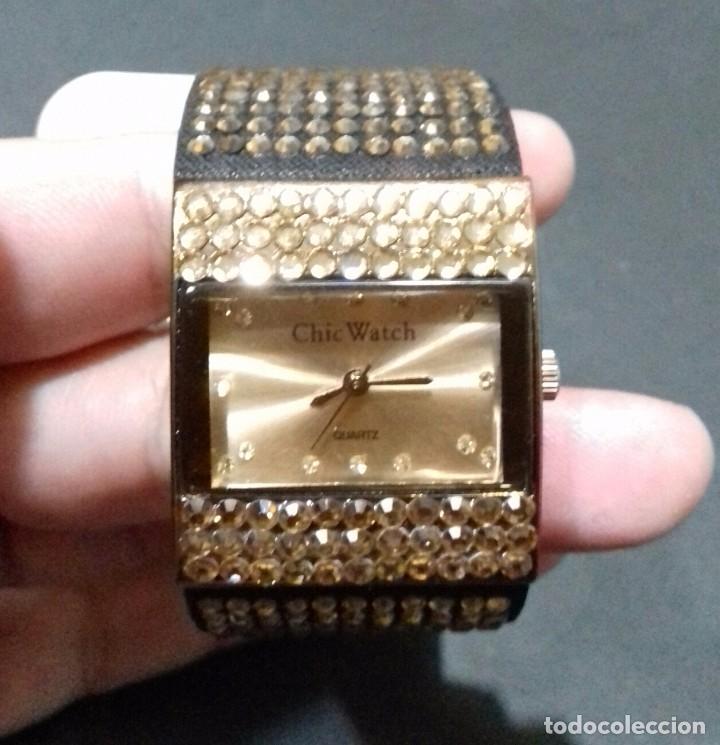 Relojes: Reloj con elementos Swarosvki - Foto 1