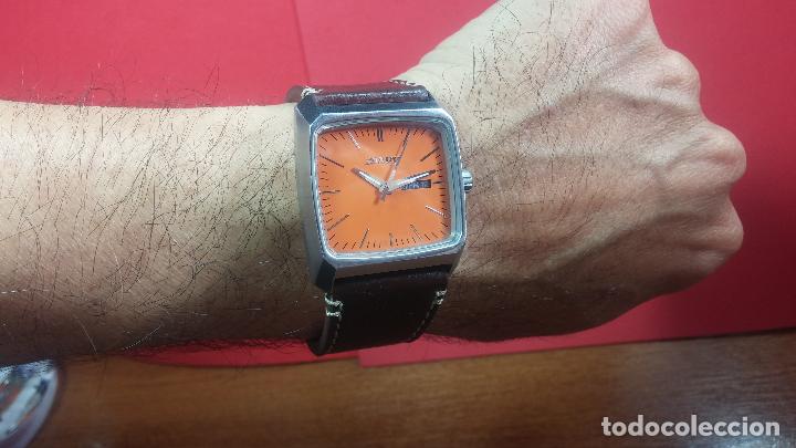 Relojes: Reloj vintage NIXON de caballero, con preciosa esfera naranja, muy cuidado - Foto 13 - 107241015