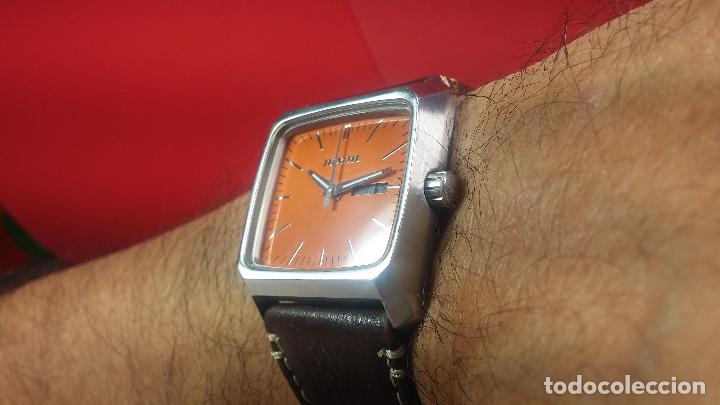 Relojes: Reloj vintage NIXON de caballero, con preciosa esfera naranja, muy cuidado - Foto 14 - 107241015
