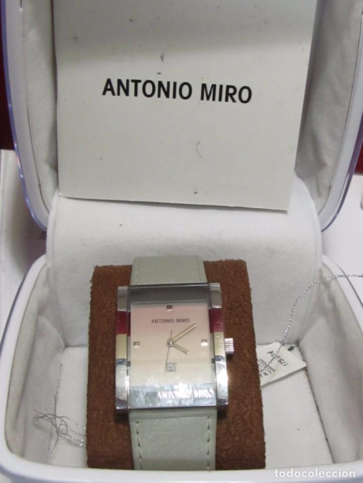 Relojes: RELOJ DE ACERO ANTONIO MIR&Oacute; CON ESTUCHE - Foto 1