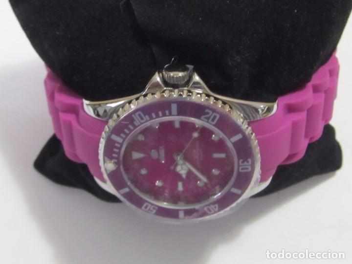 Relojes: RELOJ MAREA DE CUARZO, EN SU ESTUCHE - Foto 2