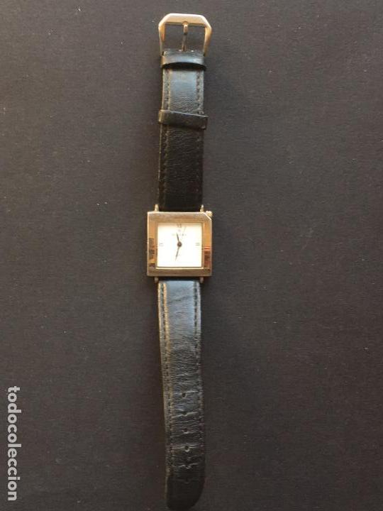 Relojes: RELOJ DE CUARZO DE LA MARCA BLUMAR, CON CORREA DE CUERO NEGRO - Foto 2