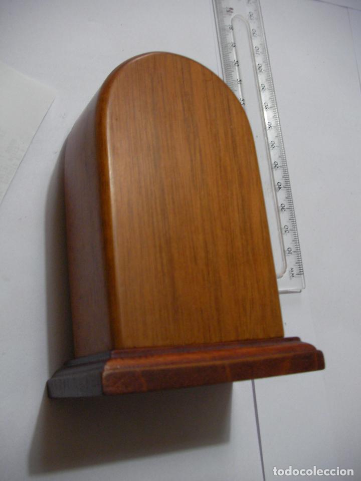 Relojes: RELOJ MADERA SOBRE MESA - Foto 3
