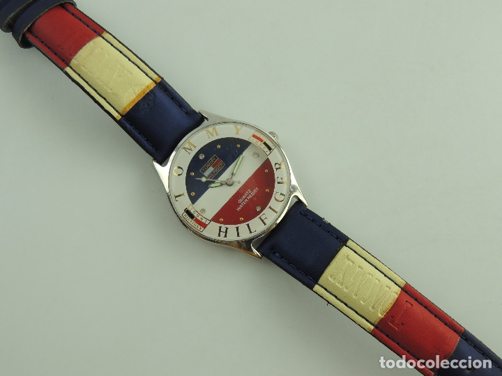 Cooperación mendigo Cuña Magnifico reloj de pulsera tommy hilfiger quart - Sold at Auction -  175480384