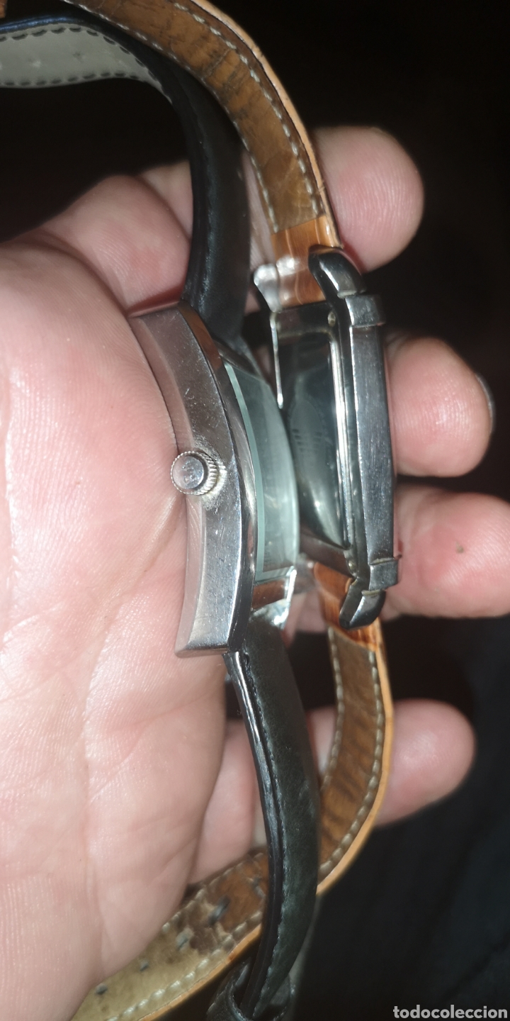 Relojes: Dos relojes Emporio Armani desconozco si funciona o van con pilas o que otros métodos son - Foto 4 - 195388810