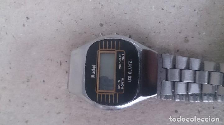 Relojes: Reloj RAUDEL LCD quartz ( roto) - Foto 1