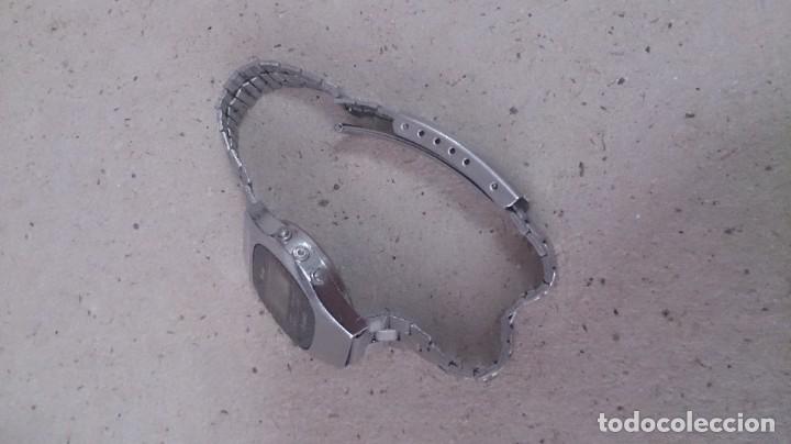 Relojes: Reloj RAUDEL LCD quartz ( roto) - Foto 3