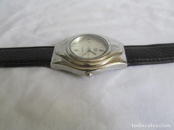 Relojes: Reloj de pulsera el&eacute;ctrico IK funcionando - Foto 4