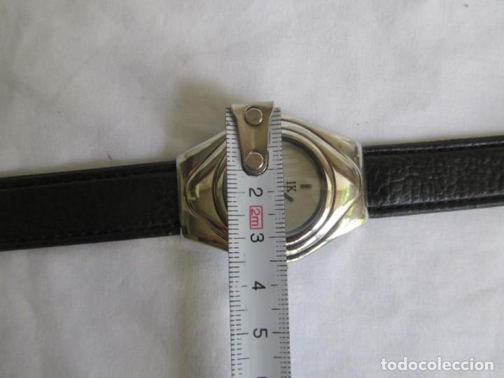 Relojes: Reloj de pulsera el&eacute;ctrico IK funcionando - Foto 7