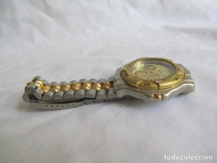 Relojes: Reloj de pulsera el&eacute;ctrico GIUAKO funcionando - Foto 5