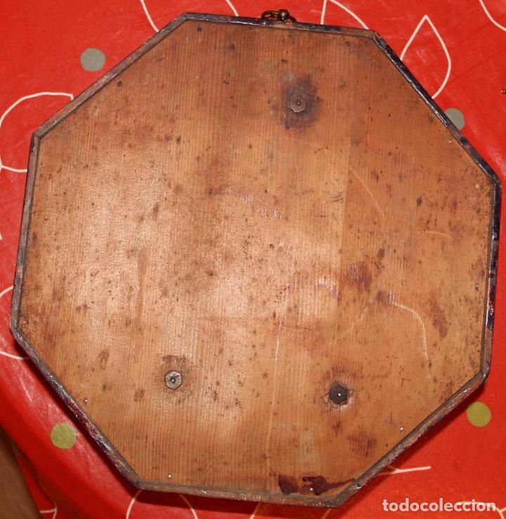 Relojes: Antiguo reloj de pared en madera &oslash;35cm. aprox. - Foto 2
