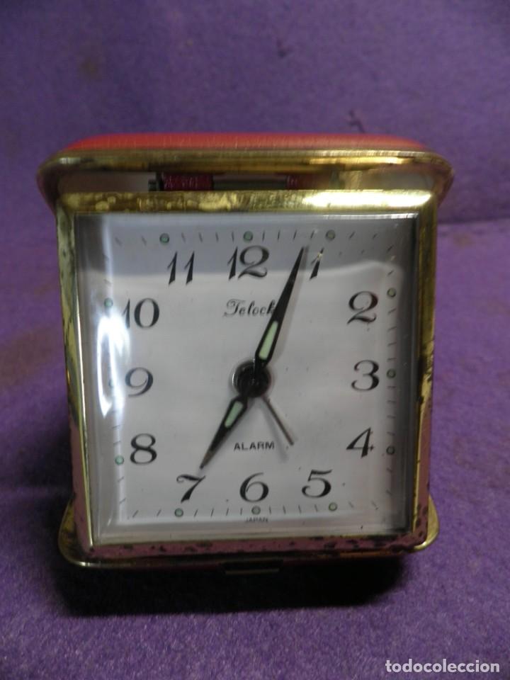 Relojes: Reloj despertador rojo - Foto 1