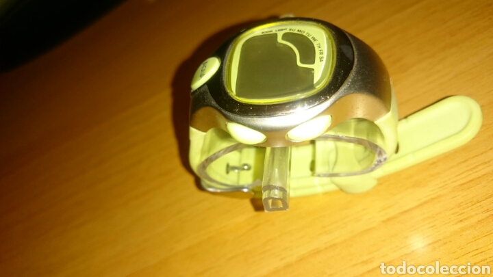 Relojes: Reloj Digital con correa verde, necesitar&aacute; pila - Foto 2
