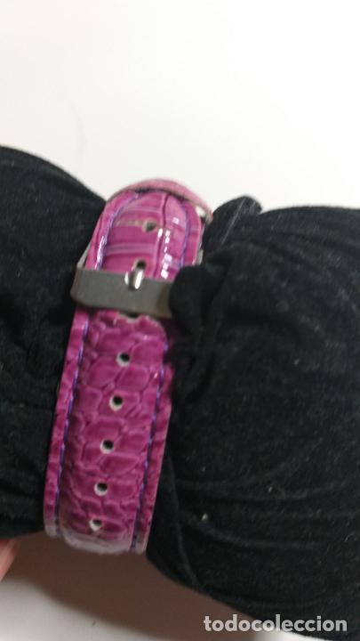 Relojes: Reloj de MUJER SIN MARCA PERCEPTIBLE. CORAZON. CORREA ROSA - Foto 3