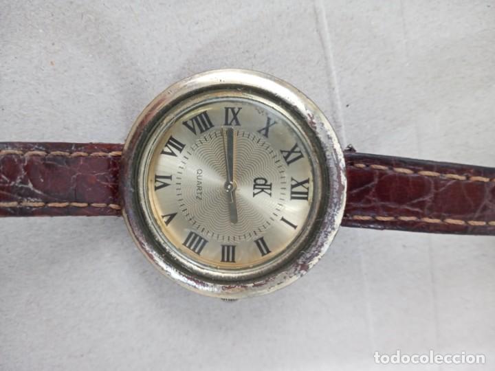 Dk quartz outlet watch