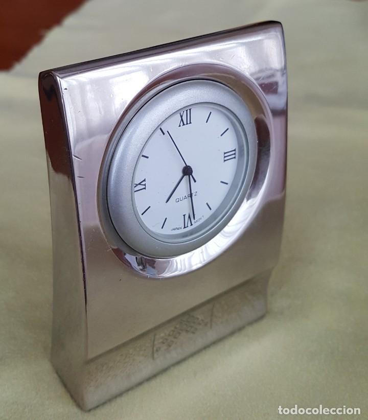 Relojes: Peque&ntilde;o reloj de sobremesa - Foto 5