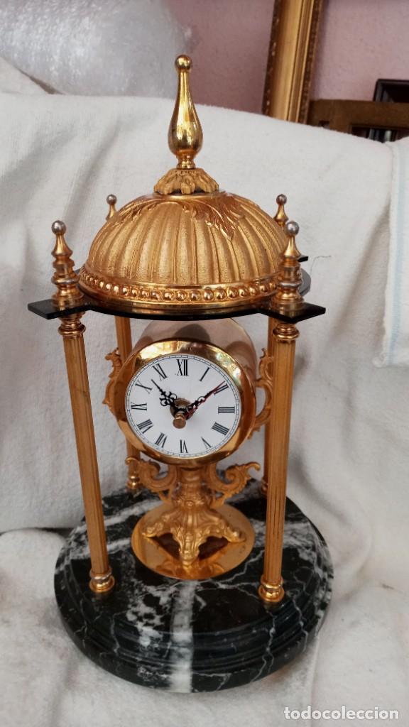 Relojes: Reloj de sobremesa bronce y marmol - Foto 1