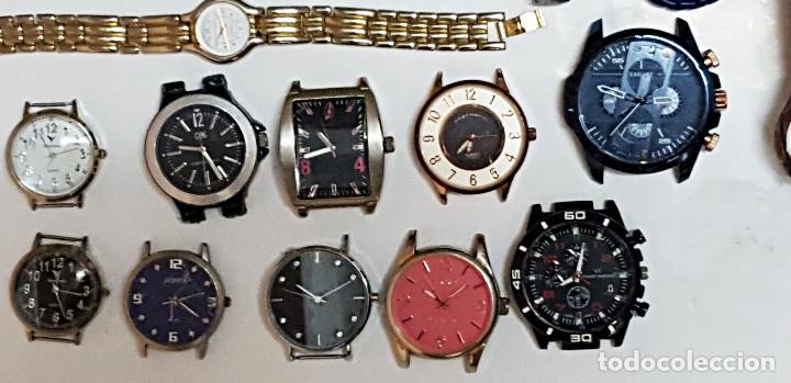 Relojes: Lotazo de 32 Relojes surtidos. - Foto 2