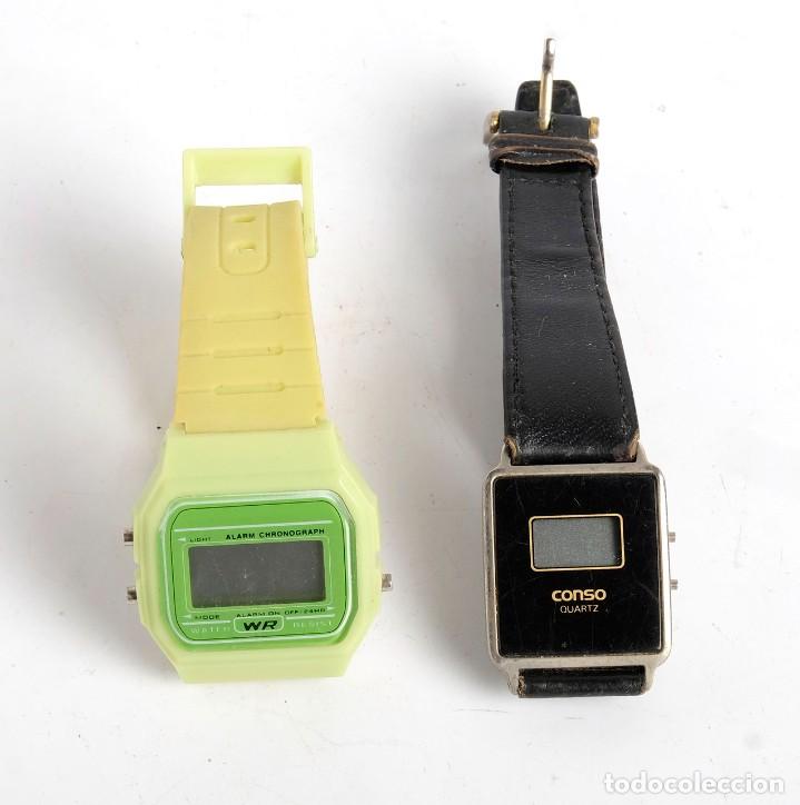 Relojes: 2 relojes digitales. WR y CONSO. Sin bater&iacute;a - Foto 2