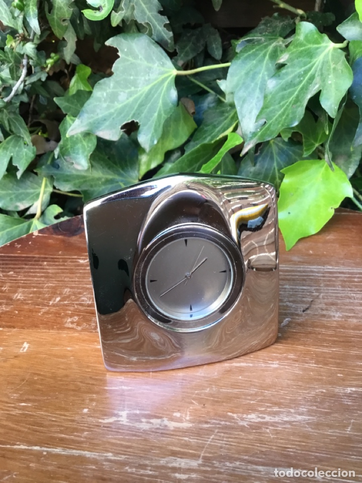 Relojes: Reloj de mesa sobre acero pesado - Foto 8