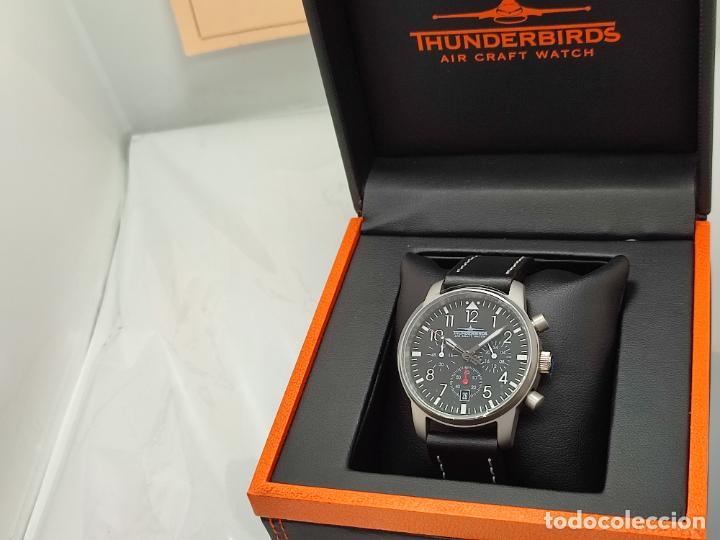 Relojes: Reloj Thunderbirds Multipro Chrono estilo aviador. - Foto 3