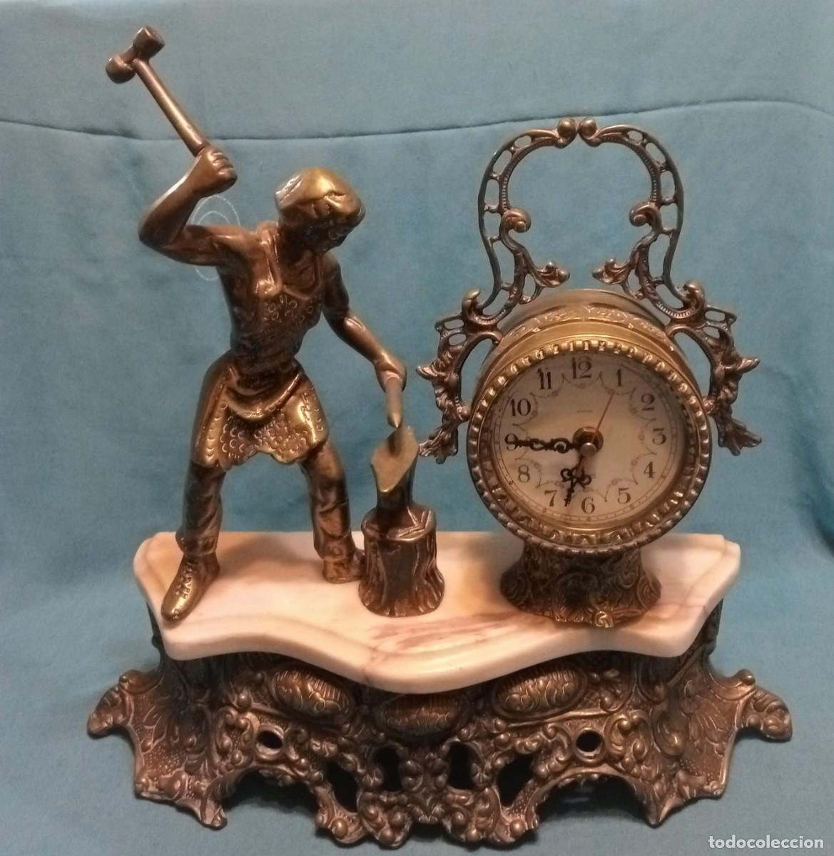 Relojes: RELOJ DE MESA CON FIGURA DE HERRERO - Foto 2