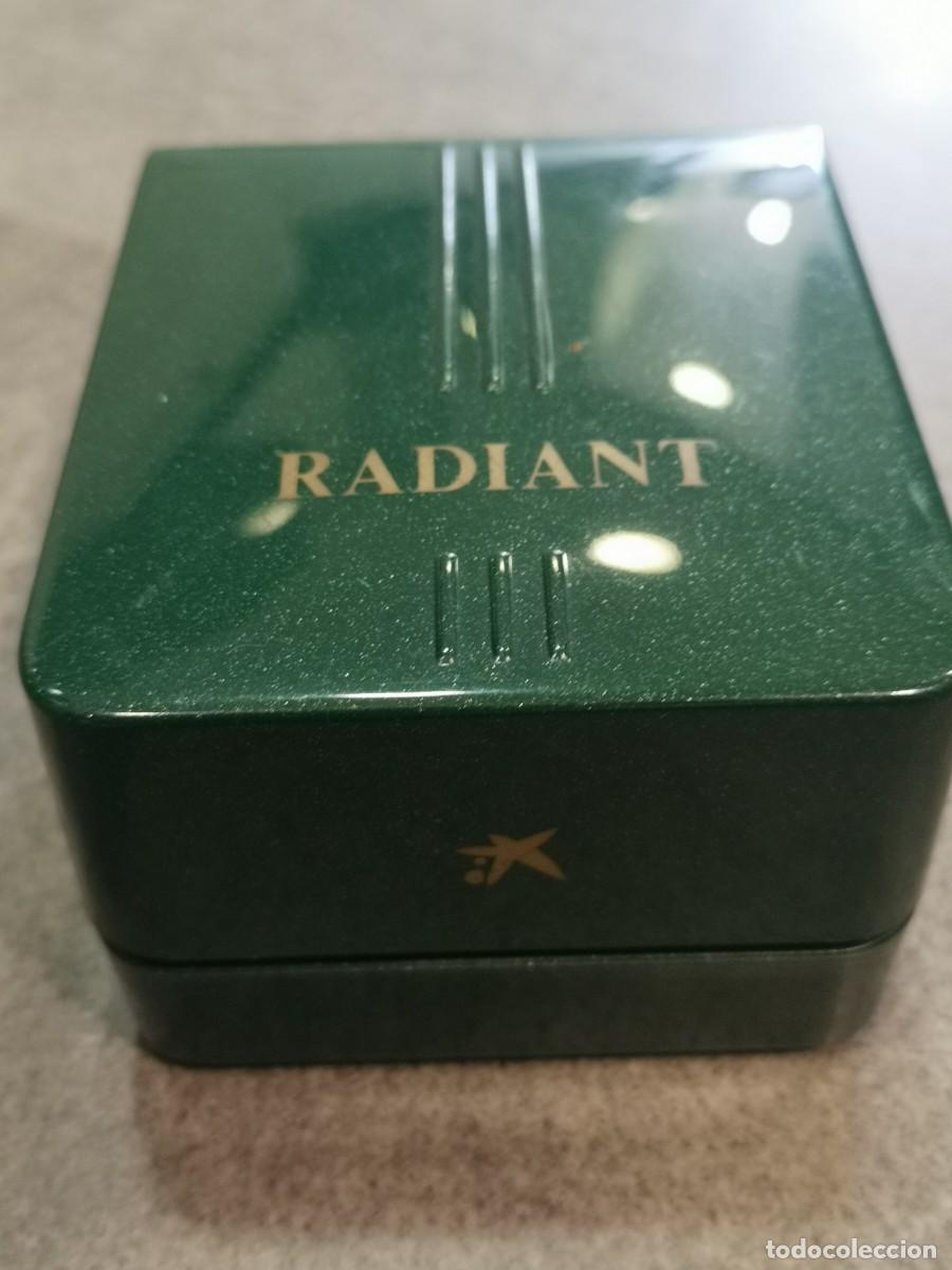 Relojes: Reloj Radiant, publicidad La Caixa. - Foto 2
