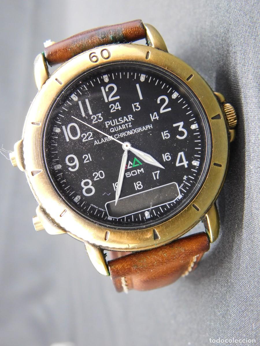 Pulsar quartz sale alarm chronograph