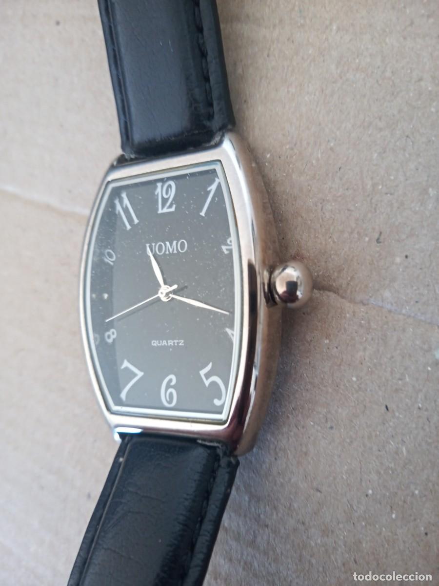 Relojes: BONITO RELOJ QUARTZ. ( MARCA. UOMO ) FUNCIONANDO. - Foto 2