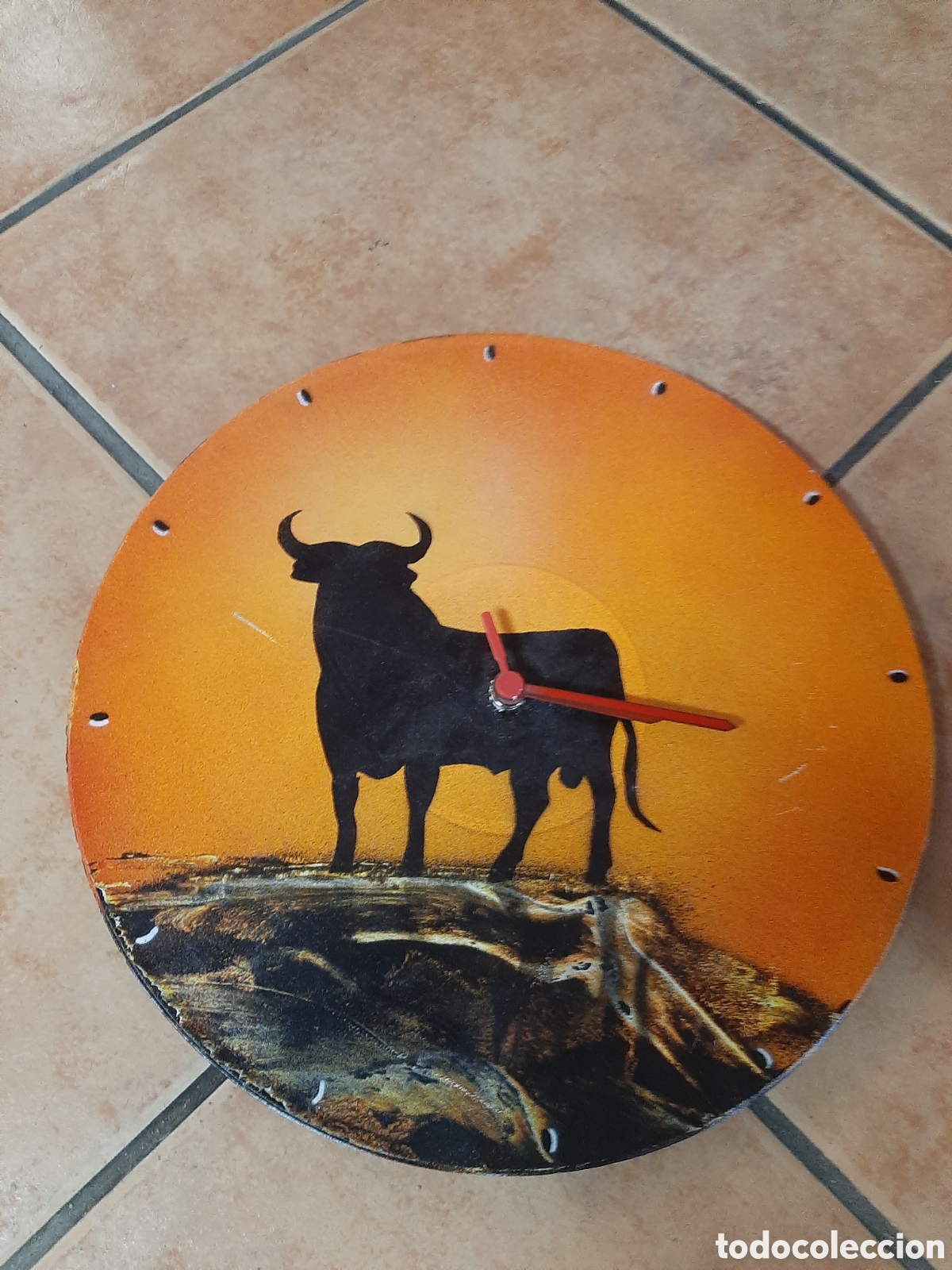 Relojes: RELOJ DE PARED HECHO CON UN VINILO - Foto 3