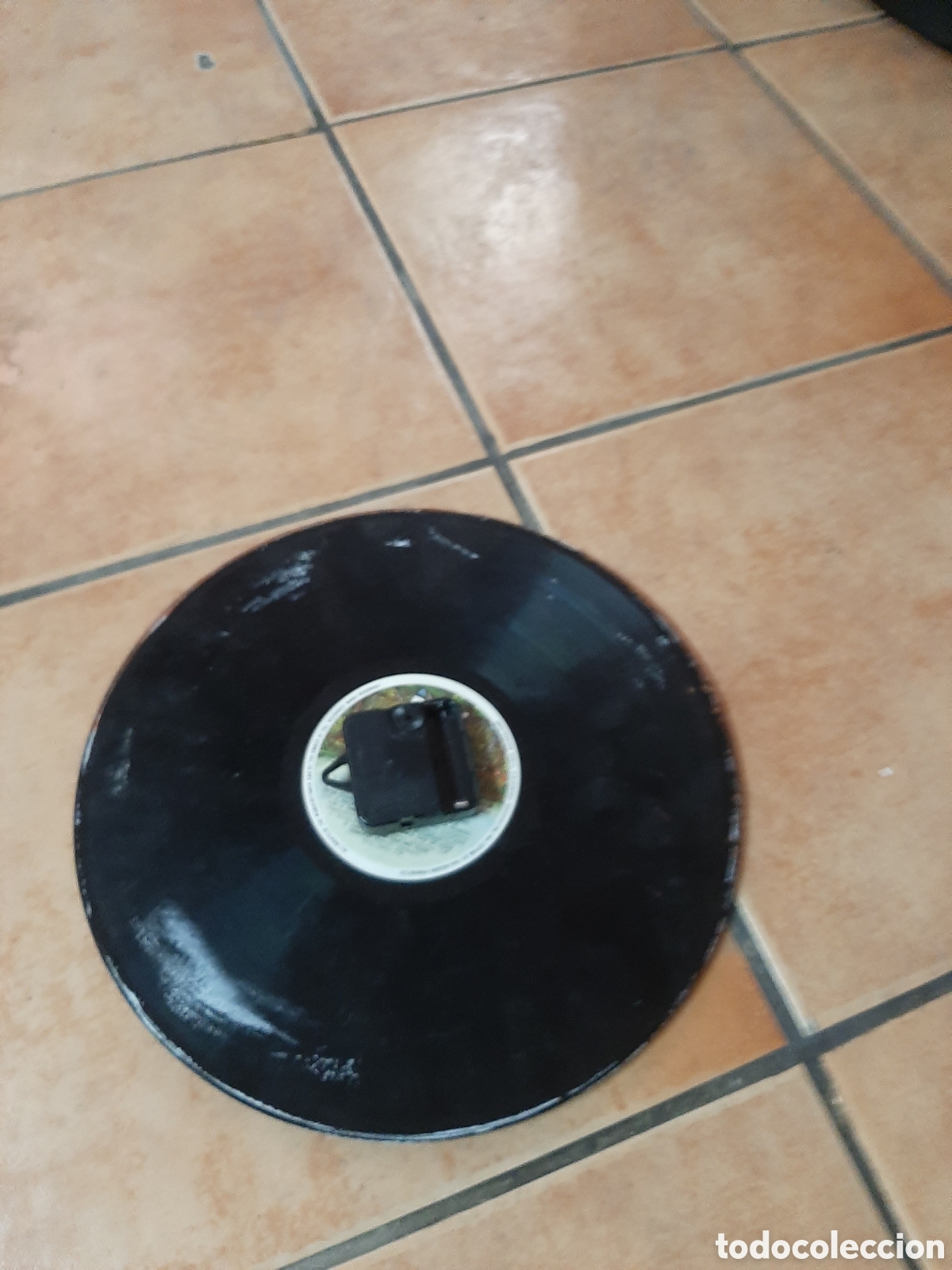 Relojes: RELOJ DE PARED HECHO CON UN VINILO - Foto 5